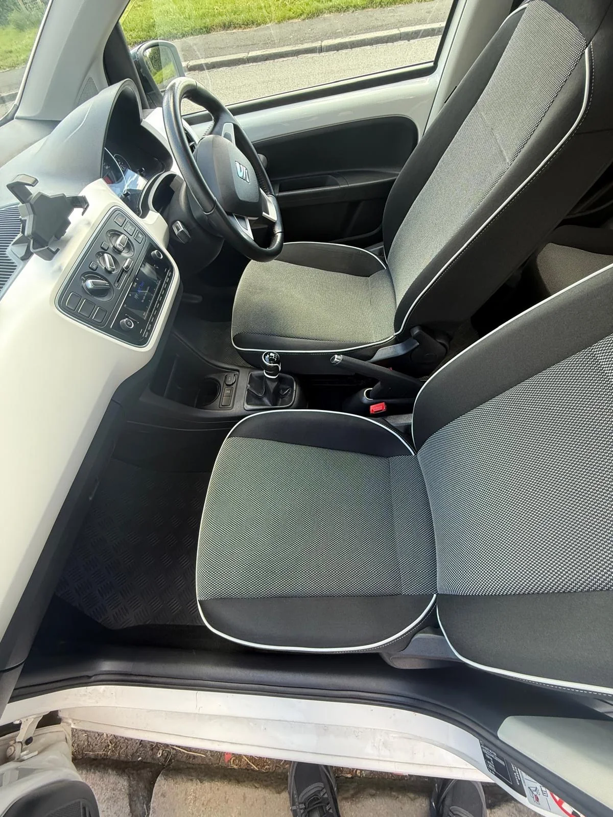 Clean vehicle interior after valeting